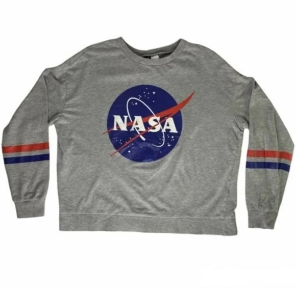 Divided Tops - H & M Divided Nasa Longsleeve
